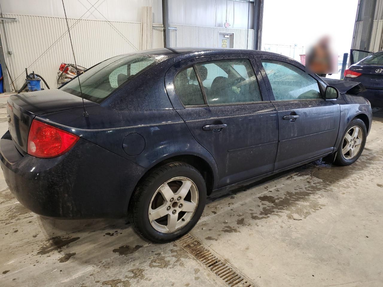2010 Chevrolet Cobalt - Image 3