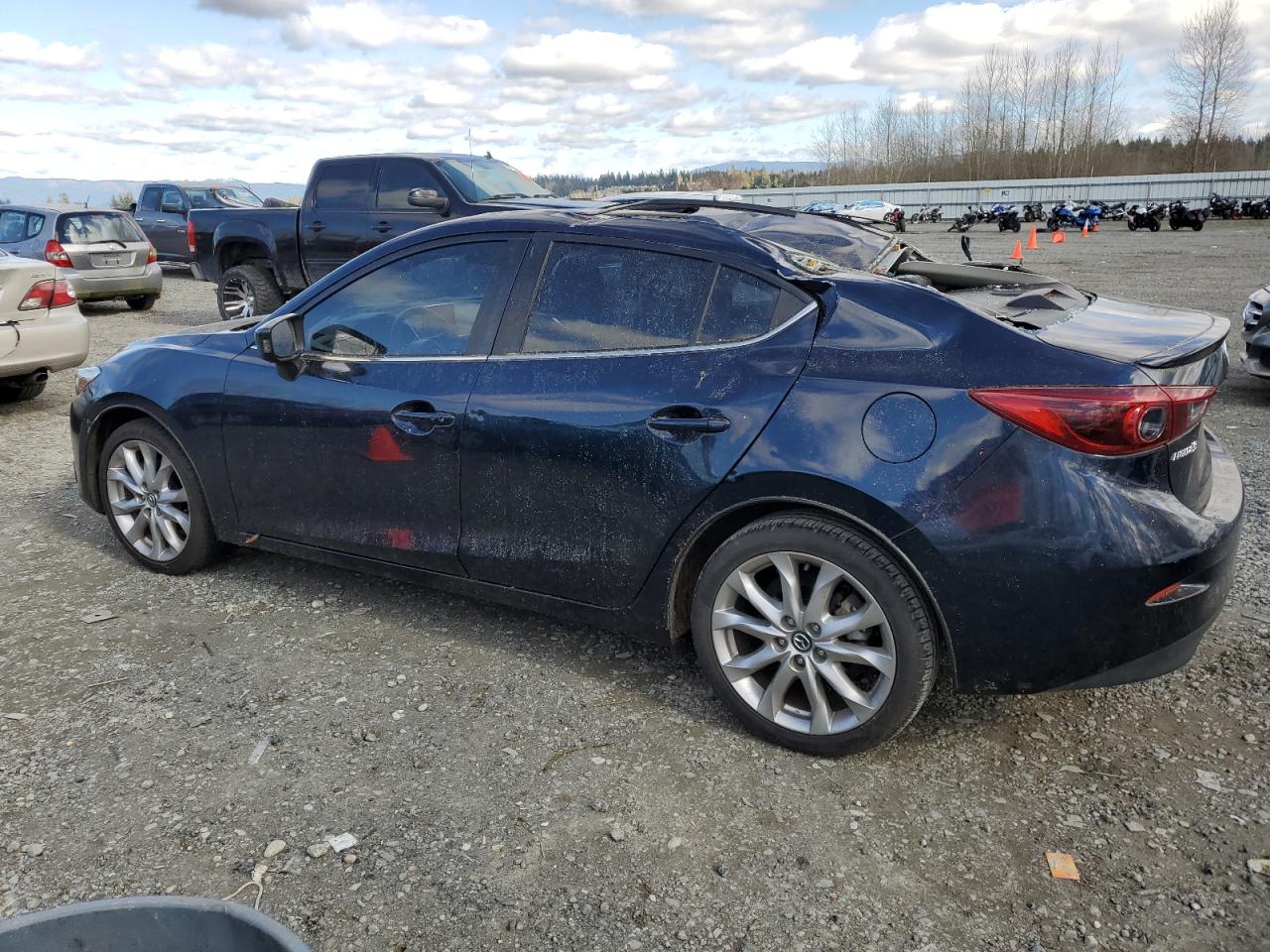 2014 Mazda 3 - Image 2