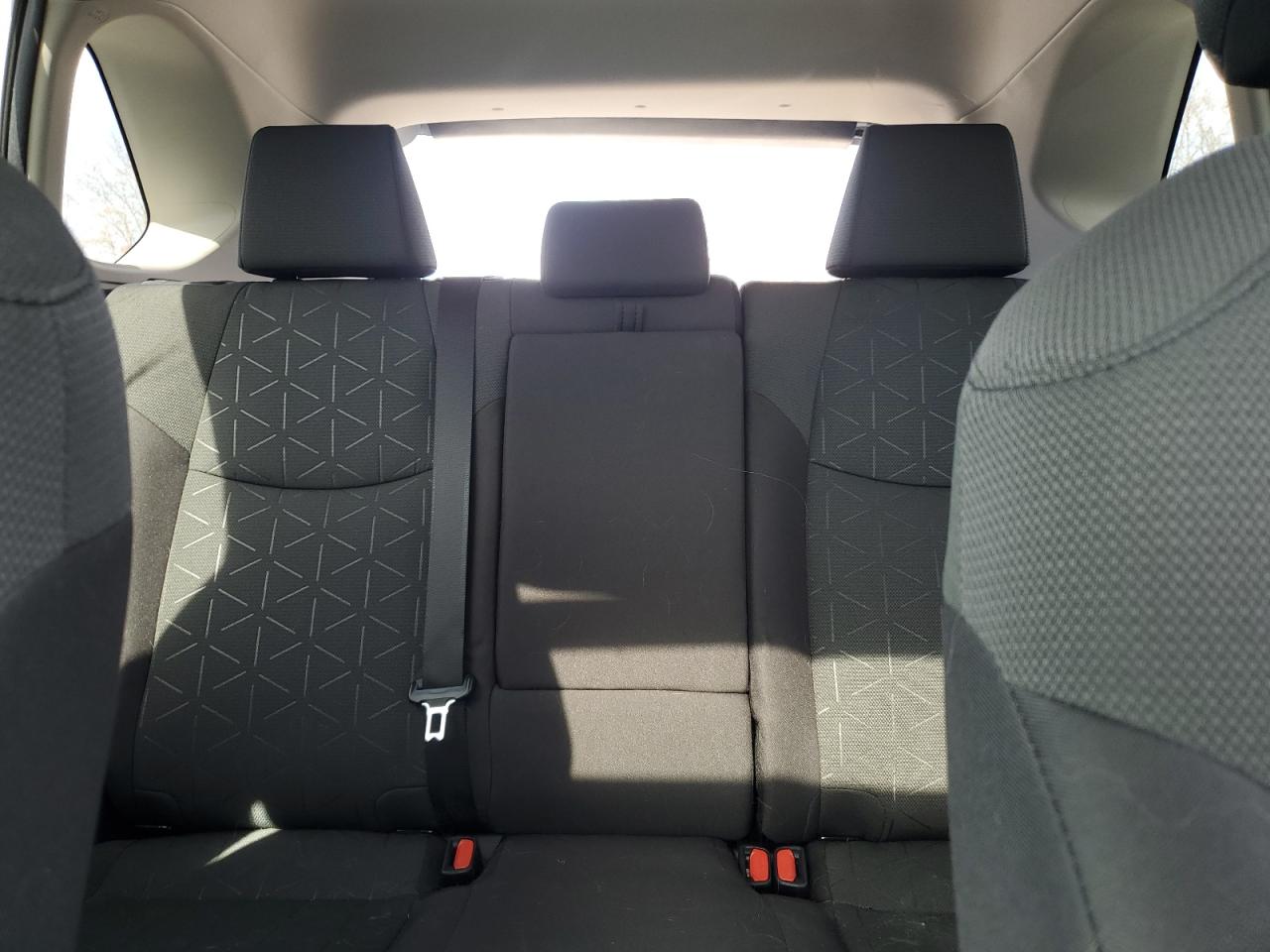 2023 Toyota RAV 4 - Image 10