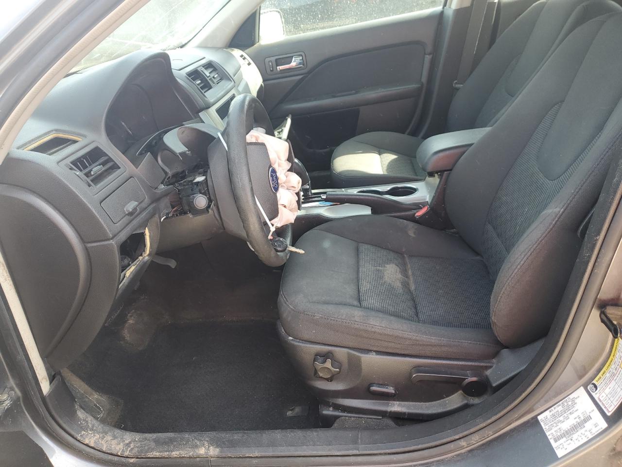 2010 Ford Fusion - Image 7
