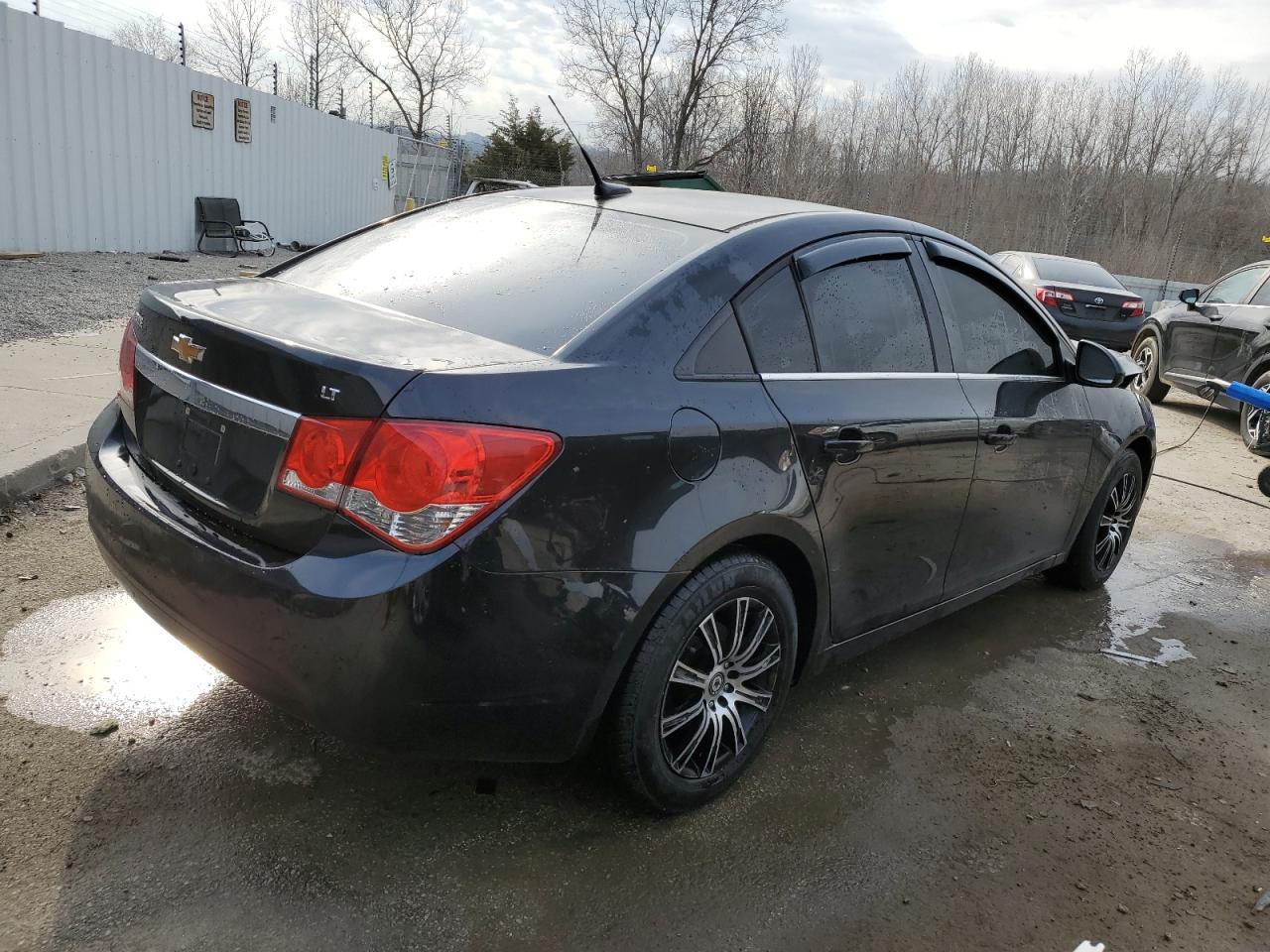 2014 Chevrolet Cruze - Image 3