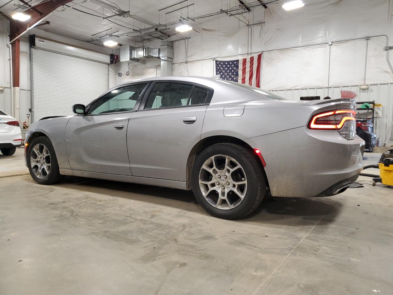 2016 Dodge Charger - Image 2