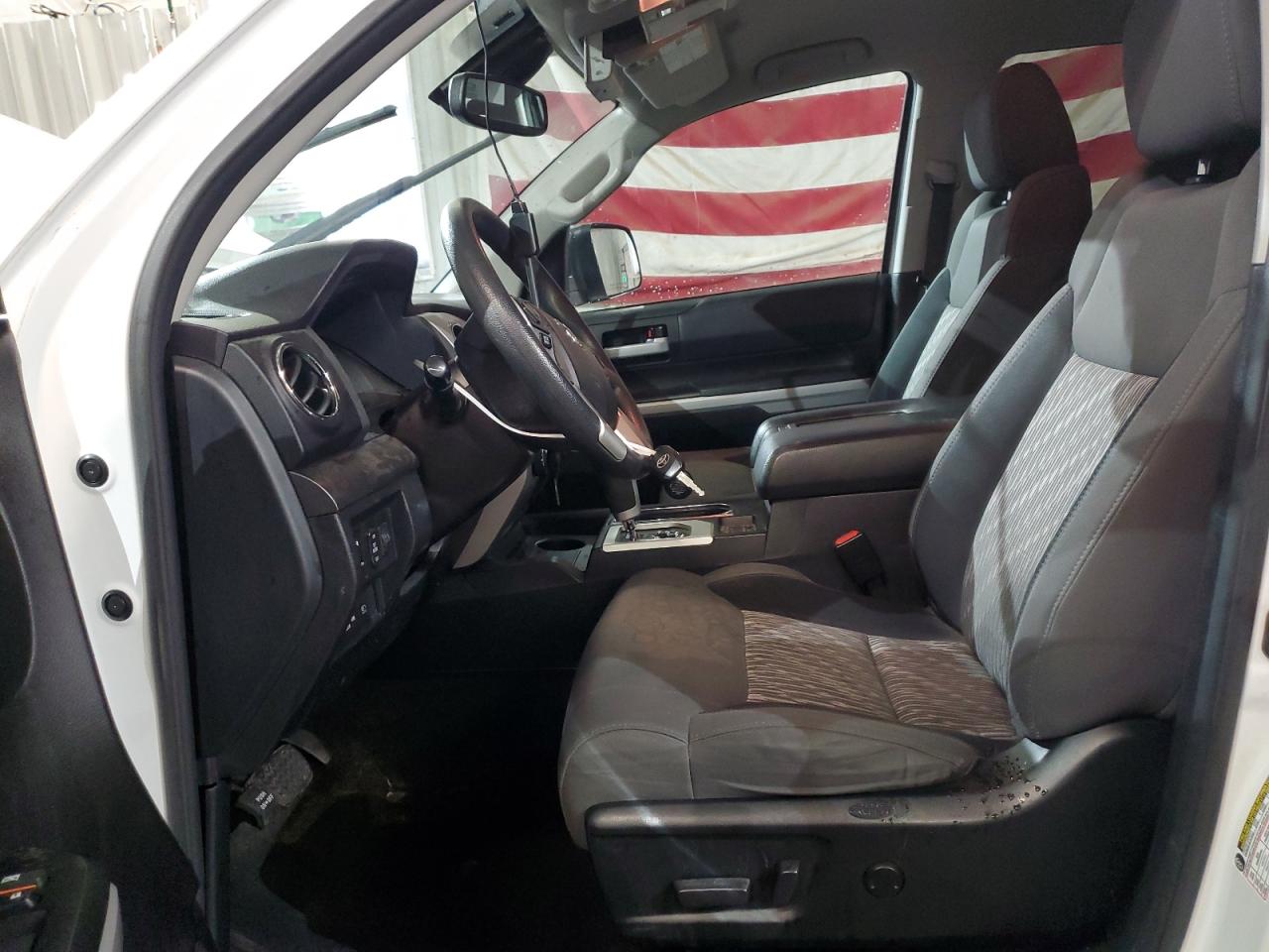 2021 Toyota Tundra - Image 7