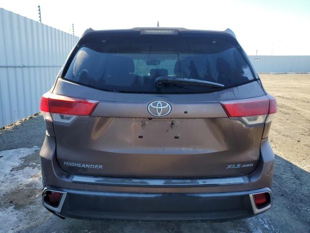 2018 TOYOTA HIGHLANDER SE  