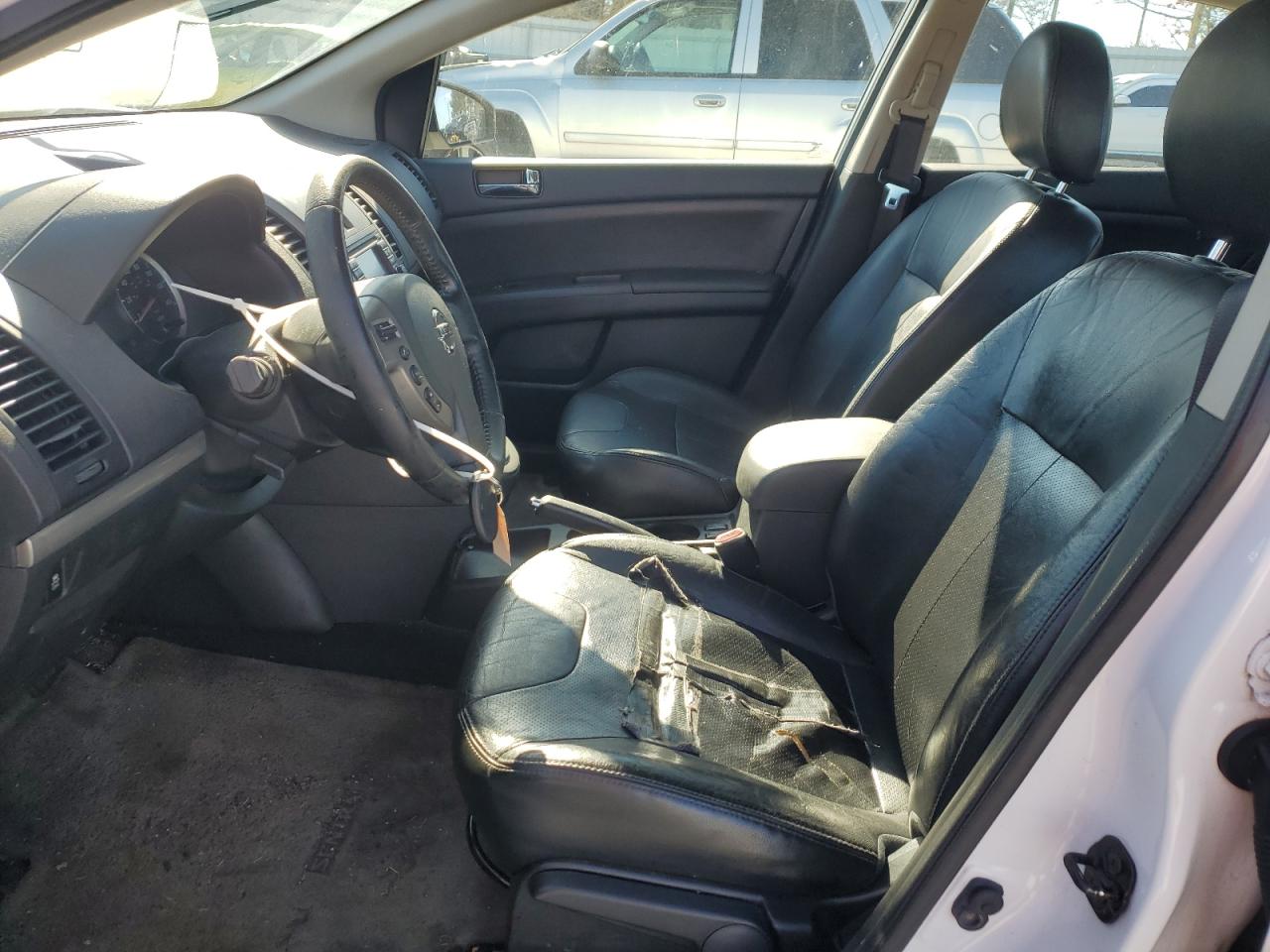 2012 Nissan Sentra - Image 7