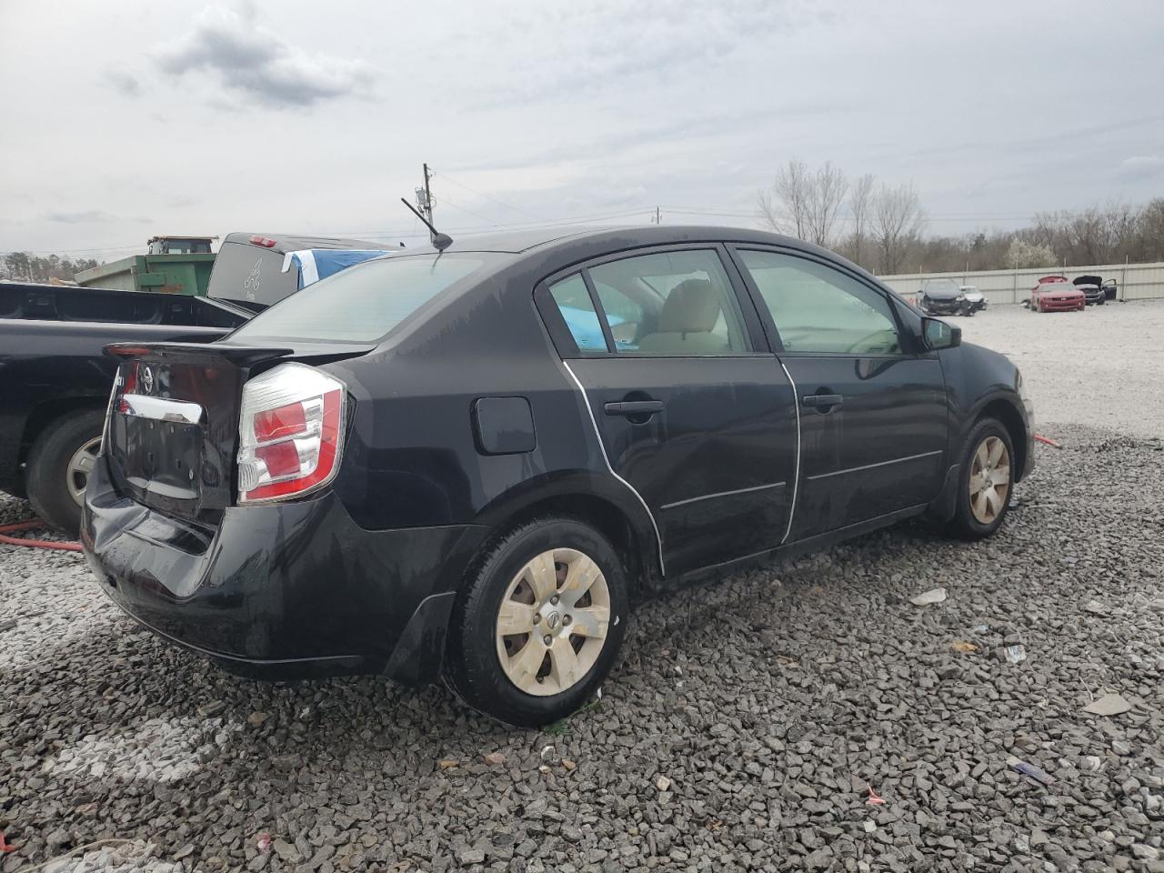 2011 Nissan Sentra - Image 3