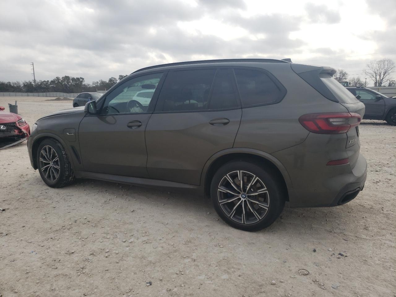 2022 BMW X5 - Image 2