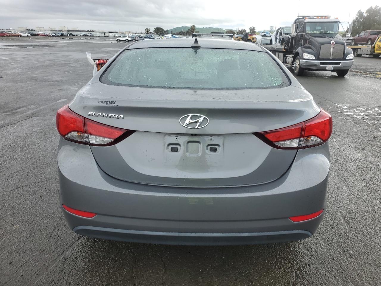 2014 Hyundai Elantra - Image 6