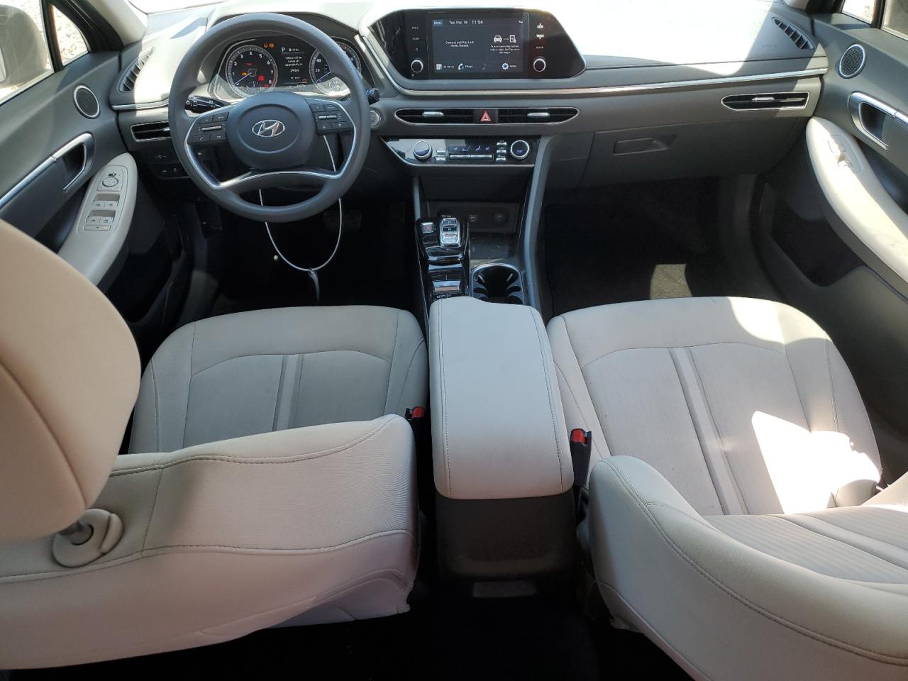 2022 Hyundai Sonata - Image 8