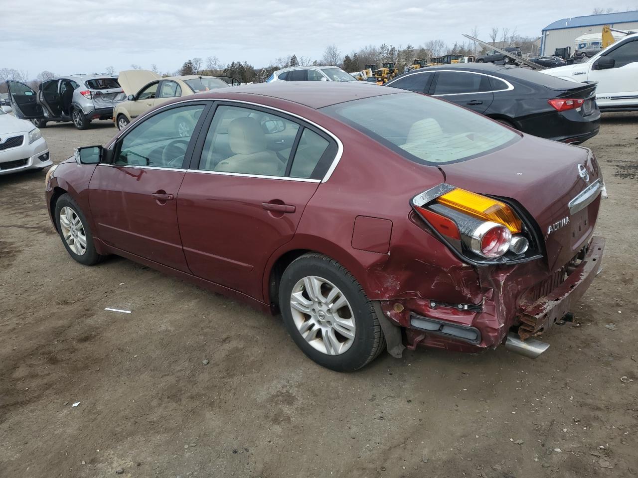 2012 Nissan Altima - Image 2