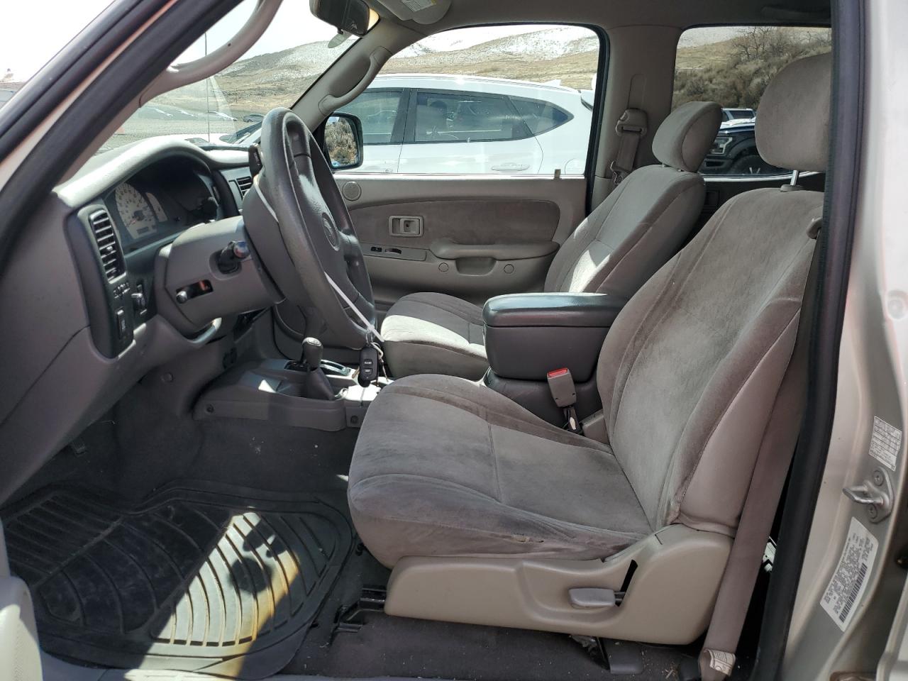 2004 Toyota Tacoma - Image 7