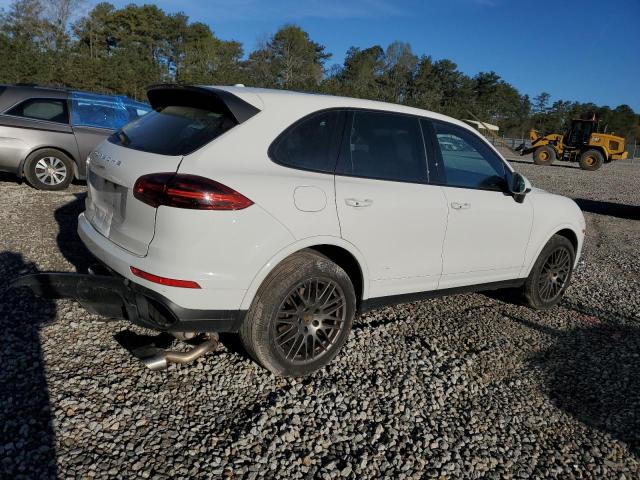  PORSCHE CAYENNE 2017 White