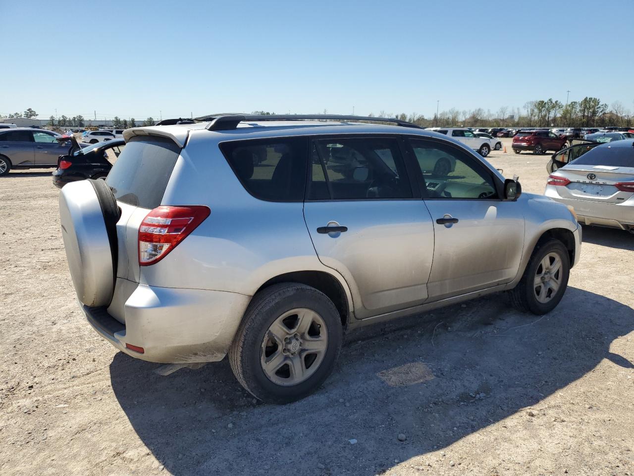 2012 Toyota RAV 4 - Image 3