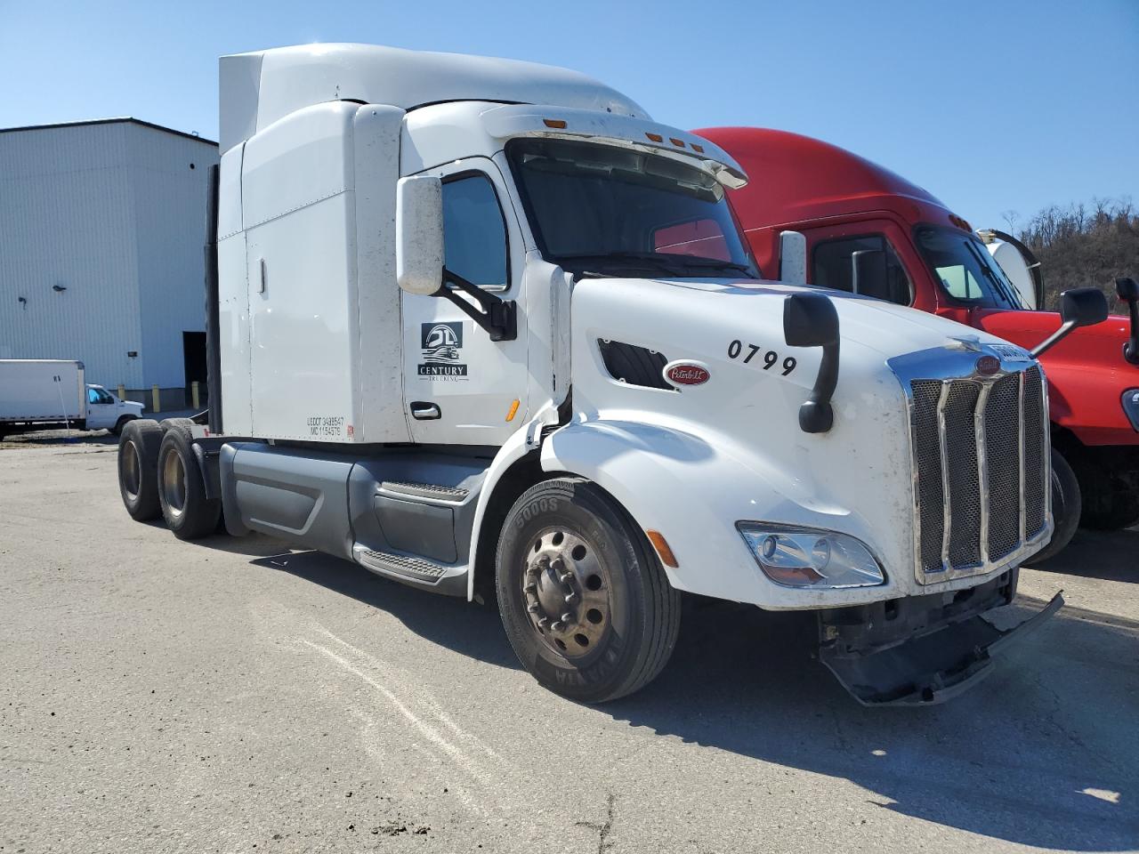 West Mifflin, PA에서 판매 중인 2019 Peterbilt 579 Semi Truck - Front End
