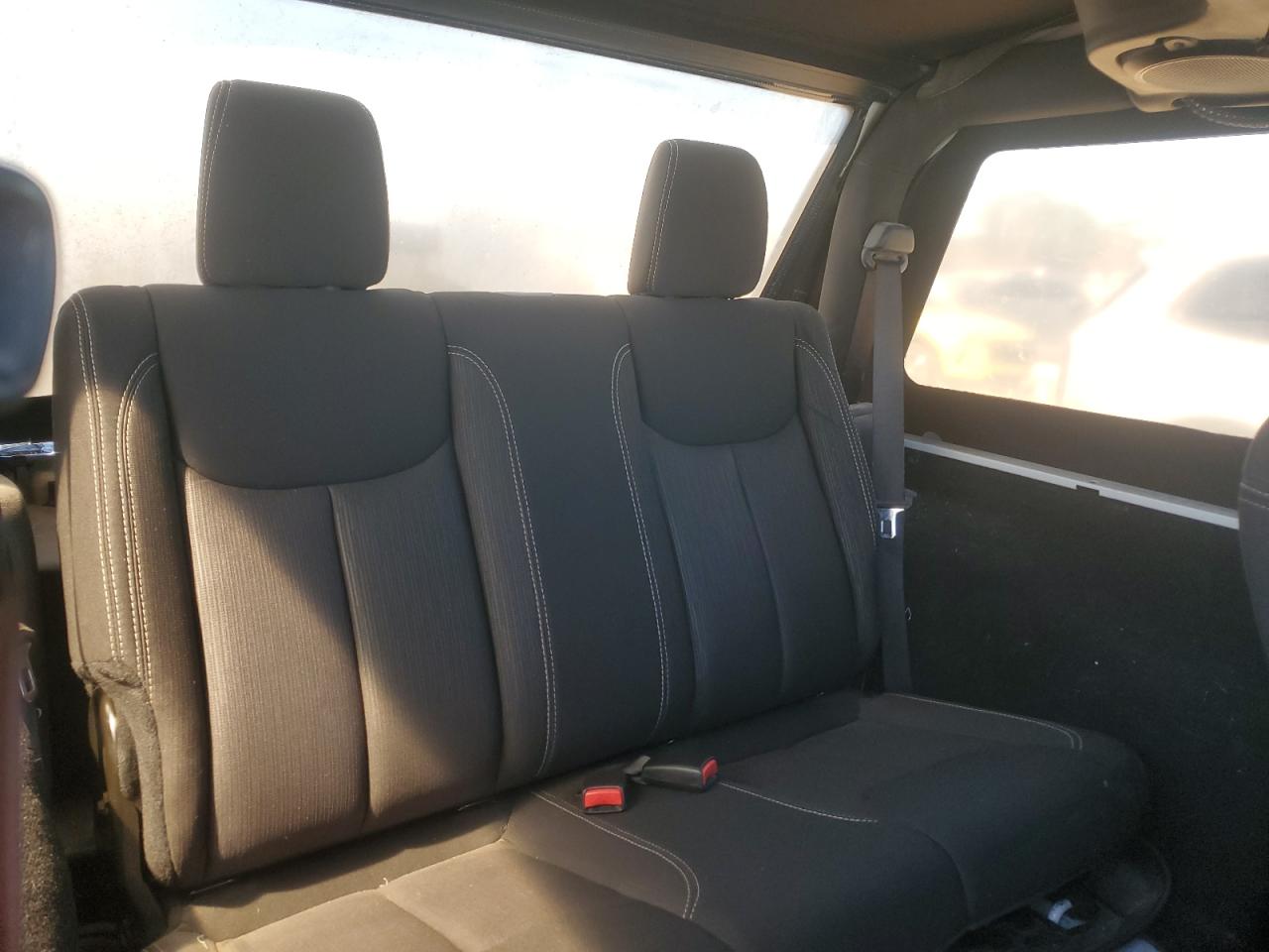 2014 Jeep Wrangler - Image 10