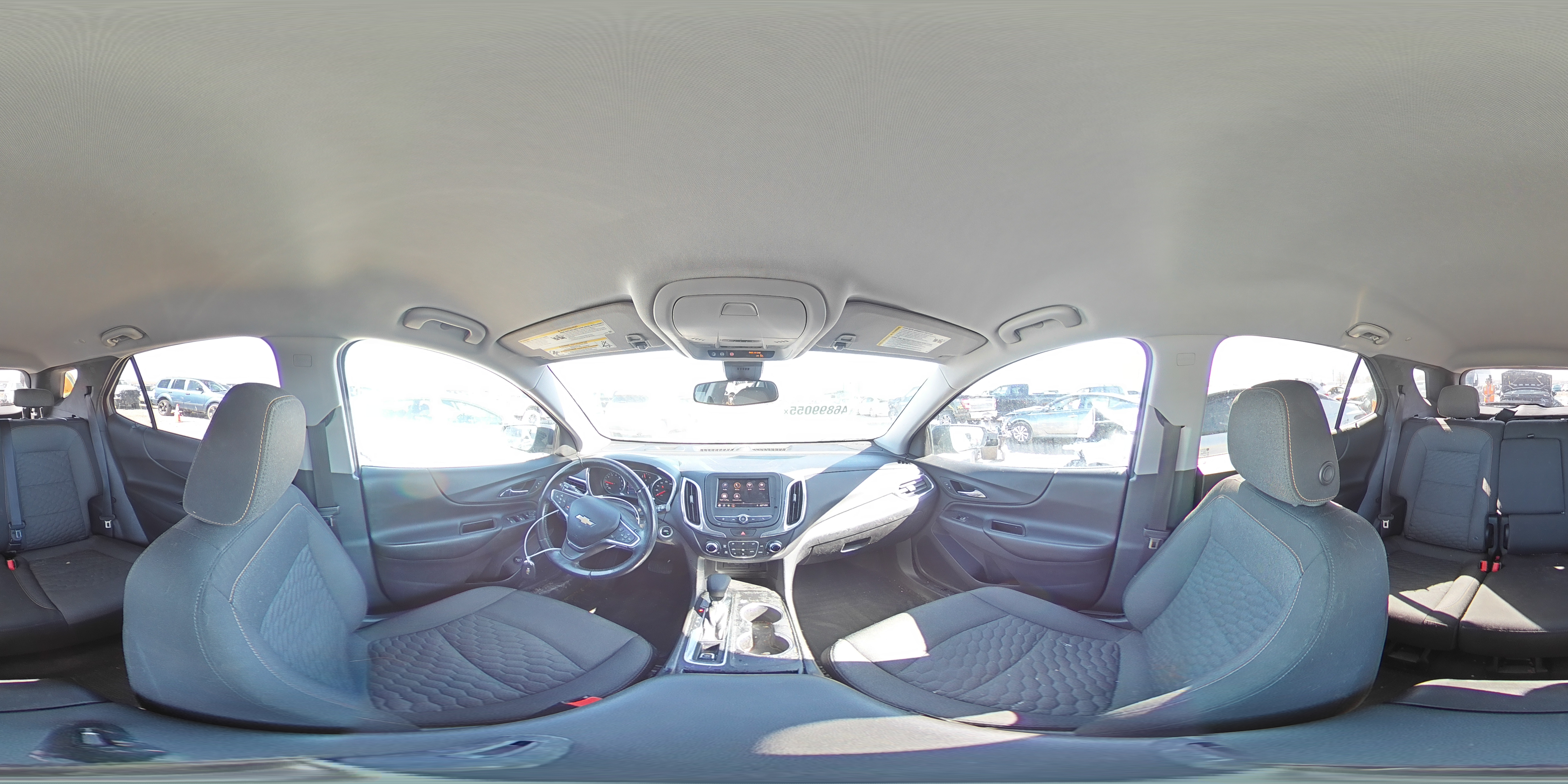 2020 Chevrolet Equinox - Image 13