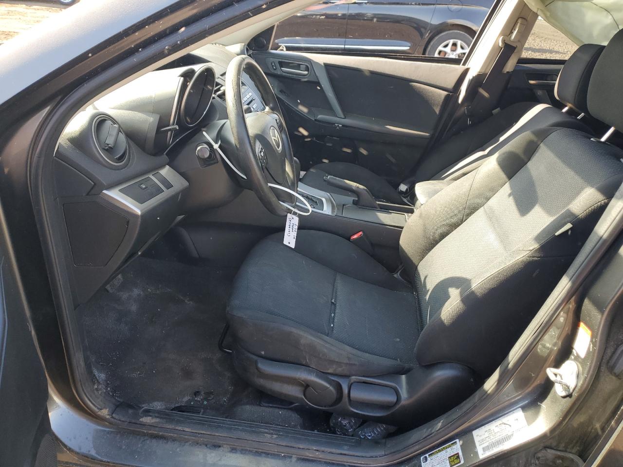 2010 Mazda 3 - Image 7