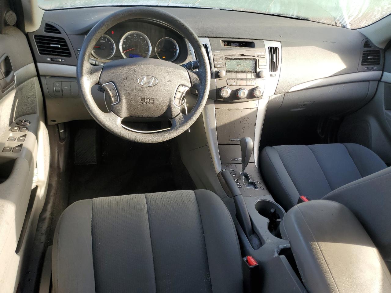 2009 Hyundai Sonata - Image 8