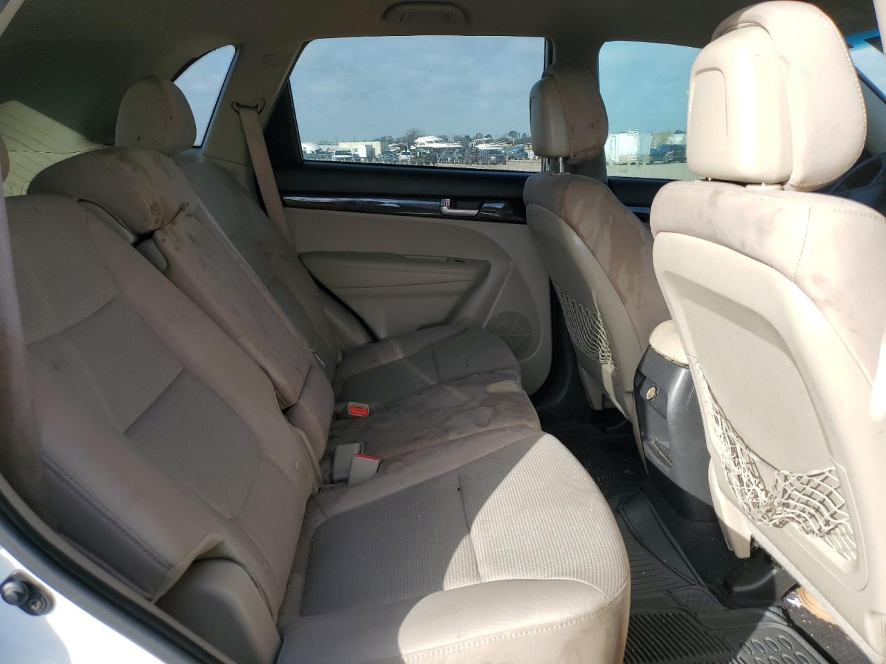 2014 Kia Sorento - Image 11