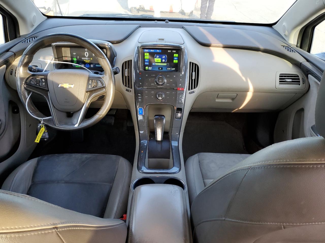 2014 Chevrolet Volt - Image 8