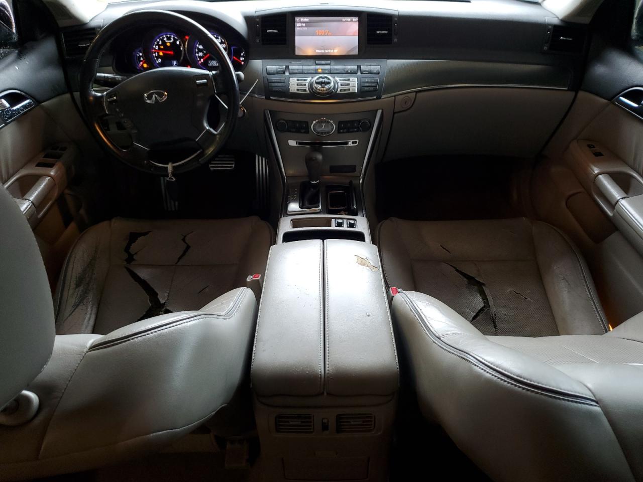 2009 Infiniti M - Image 8