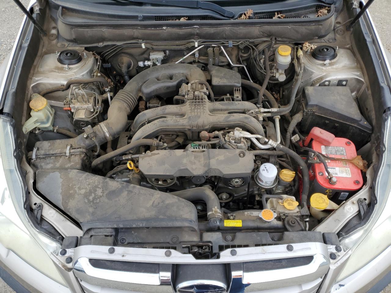 2014 Subaru Outback - Image 11