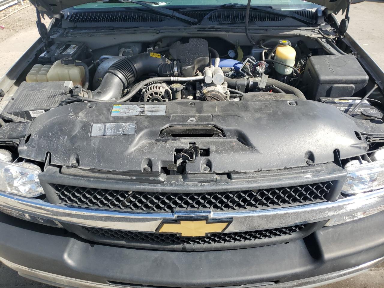2002 Chevrolet Silverado - Image 11