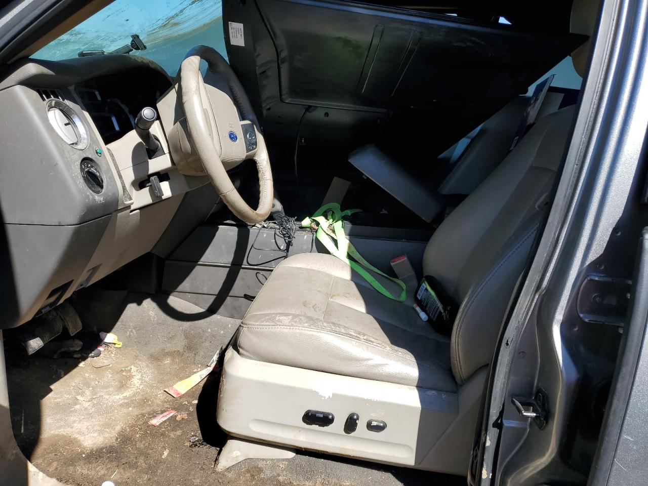 2008 Ford Expedition - Image 7