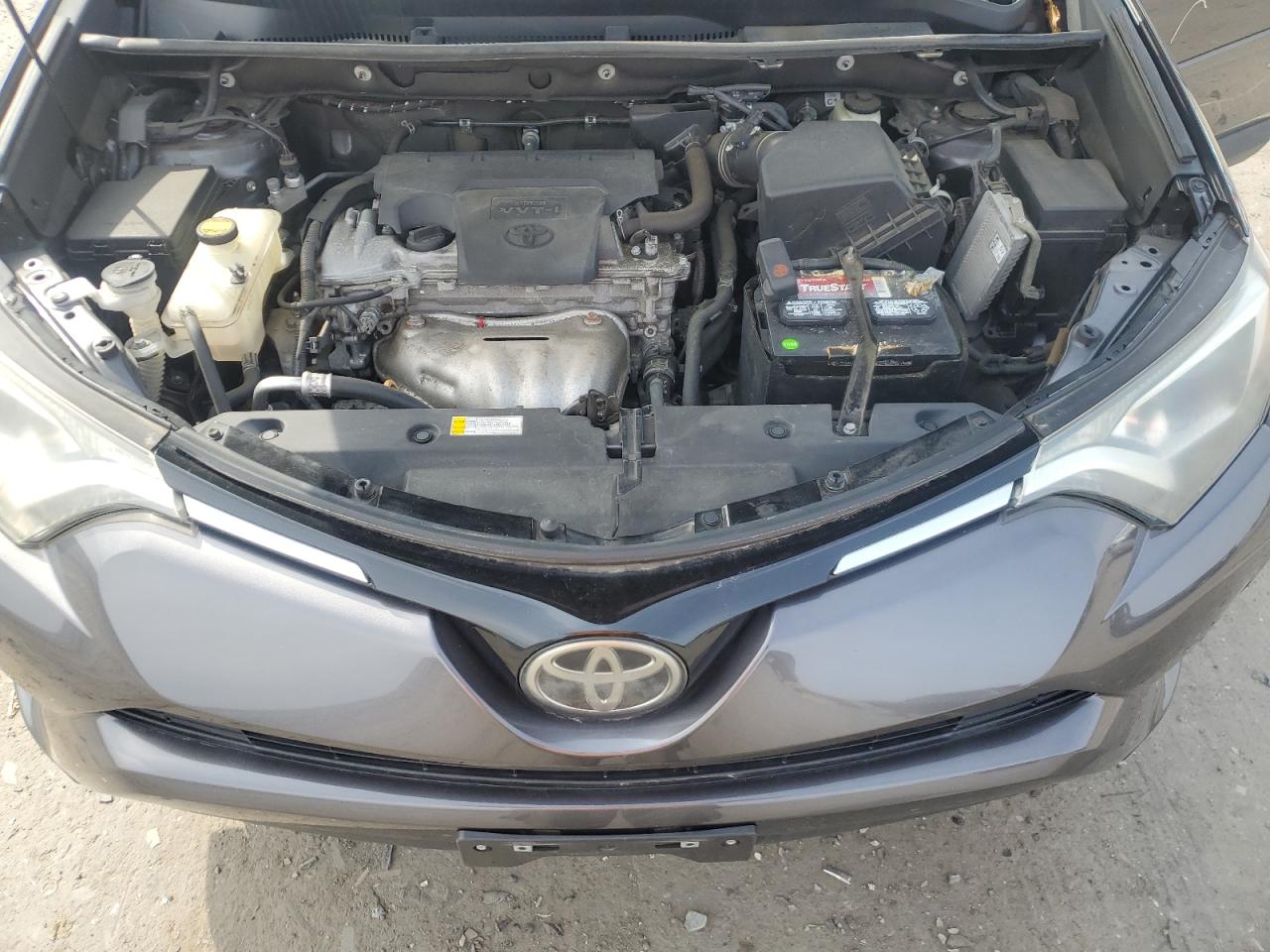 2017 Toyota RAV 4 - Image 12