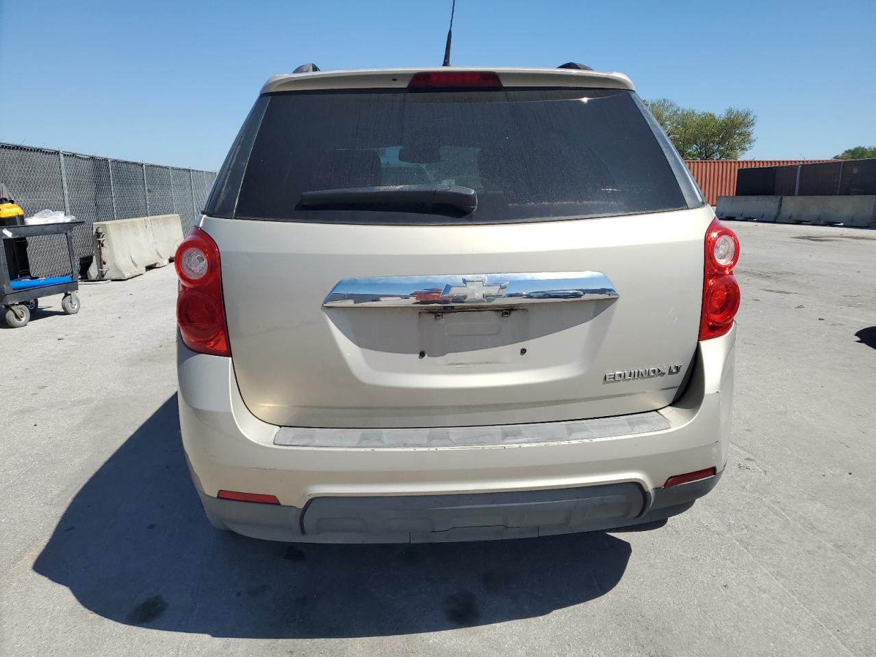 2010 Chevrolet Equinox - Image 6