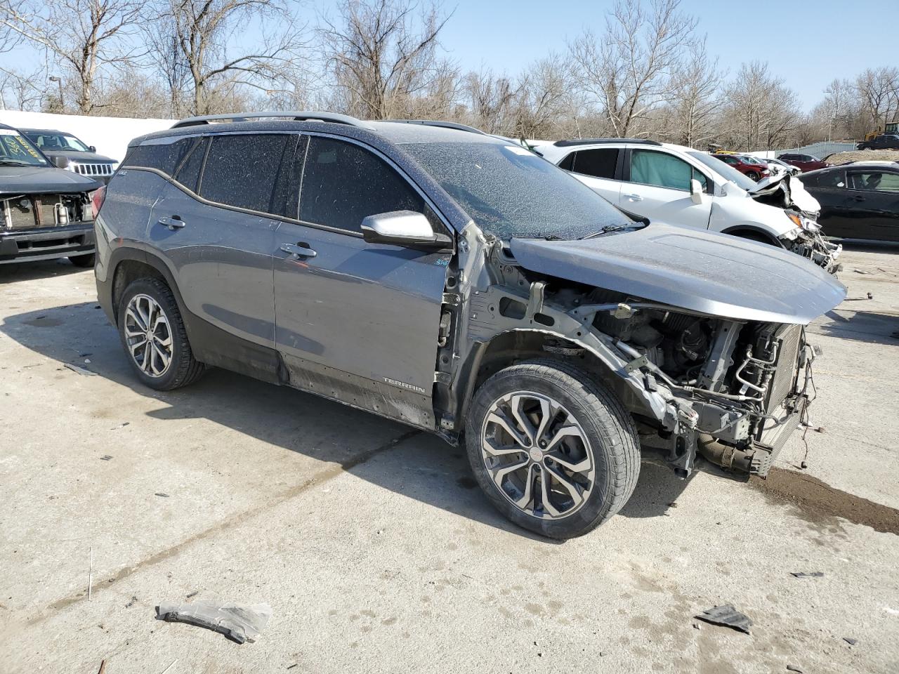 2021 GMC Terrain - Image 4