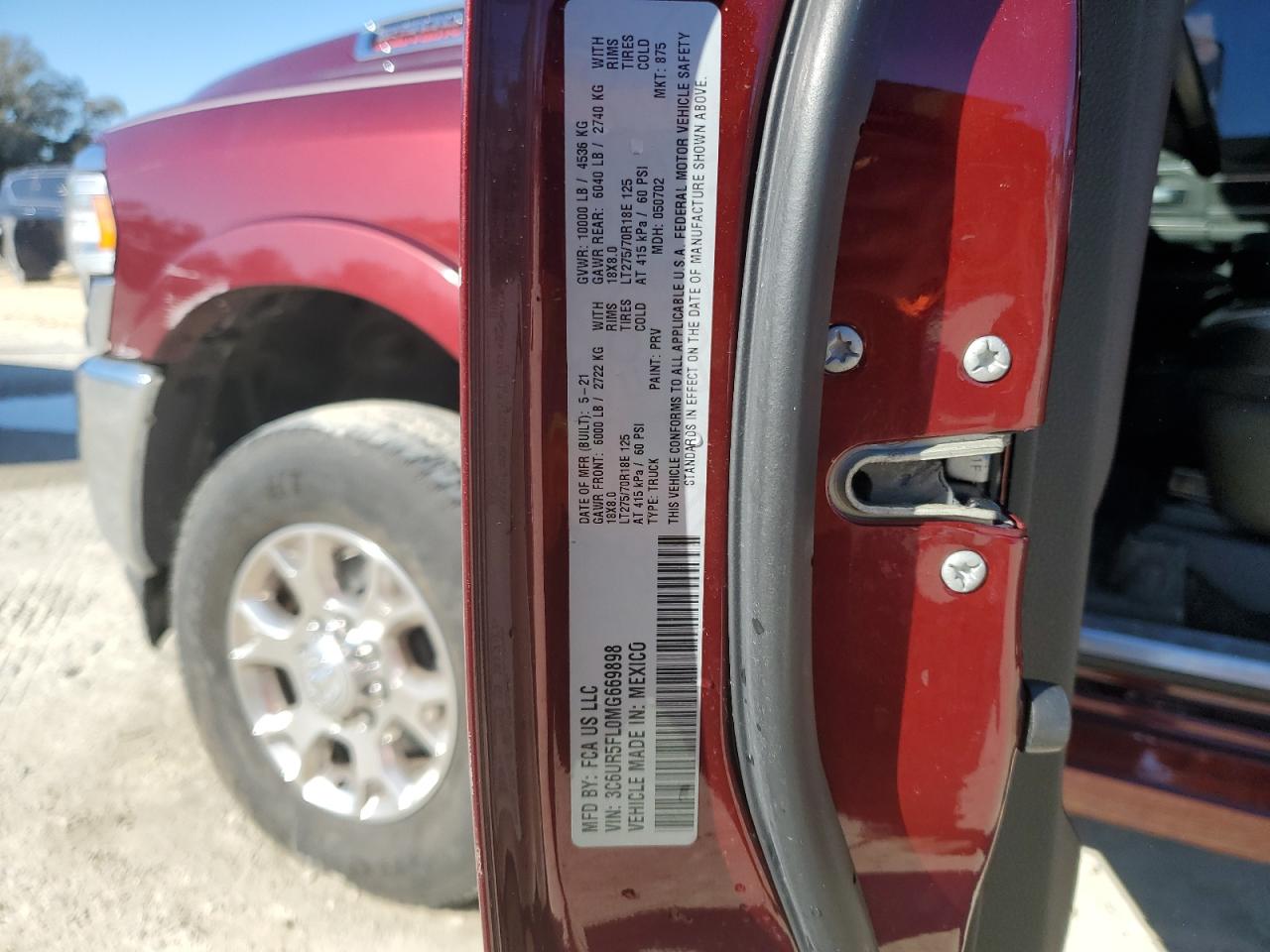 2021 RAM 2500 - Image 12