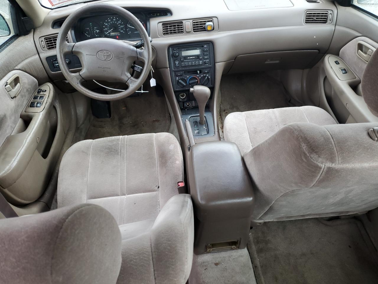 1999 Toyota Camry - Image 8
