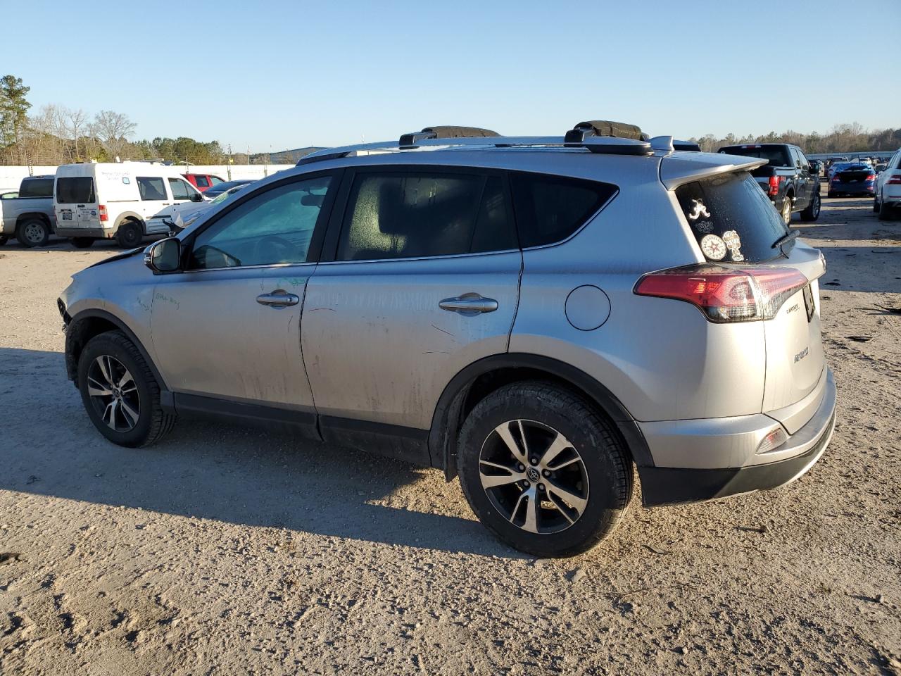 2016 Toyota RAV 4 - Image 2