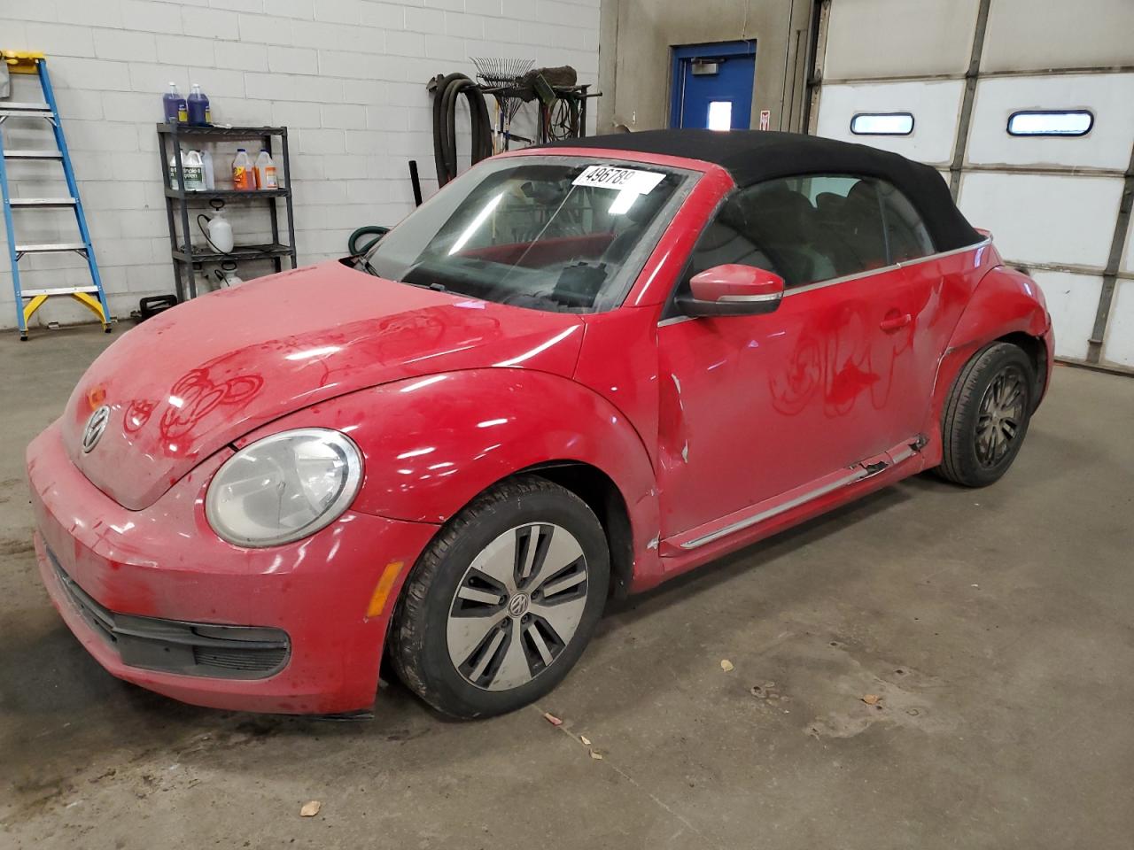 2013 Volkswagen Beetle продається в Blaine, MN - Side