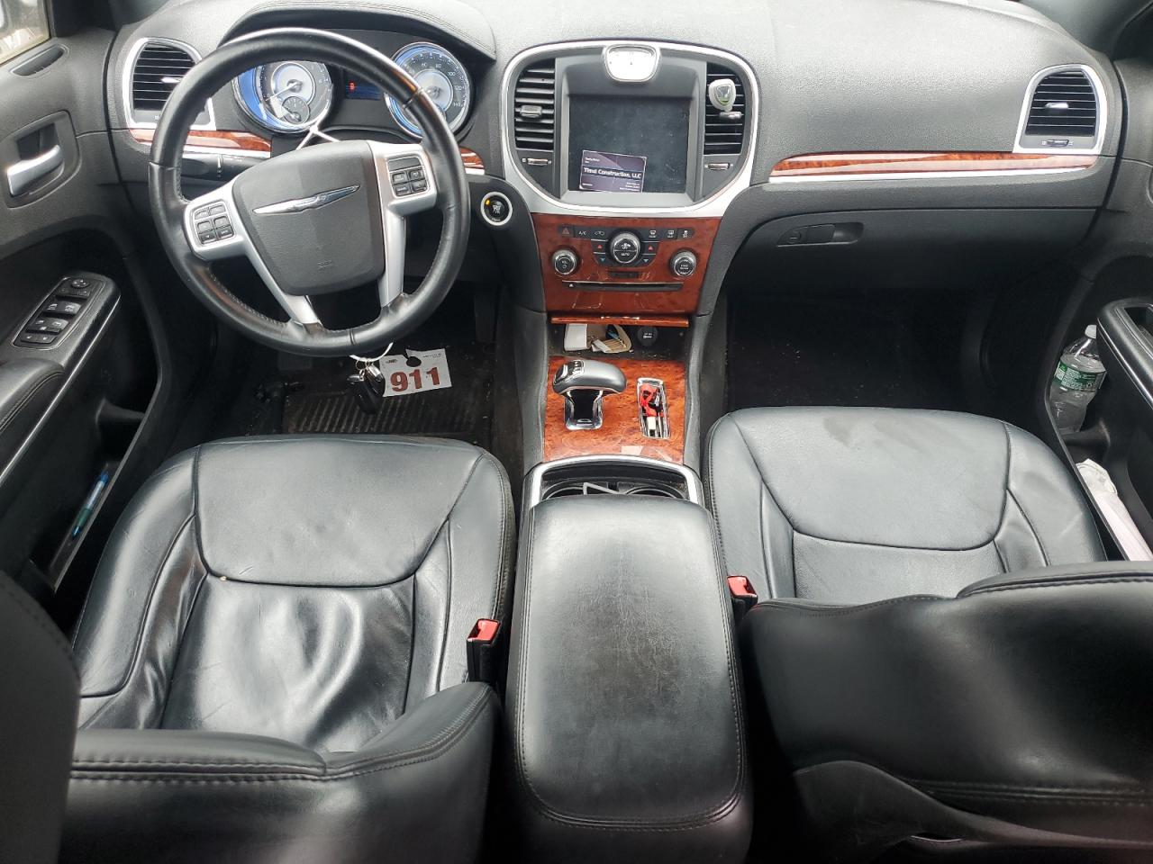 2014 Chrysler 300 - Image 8