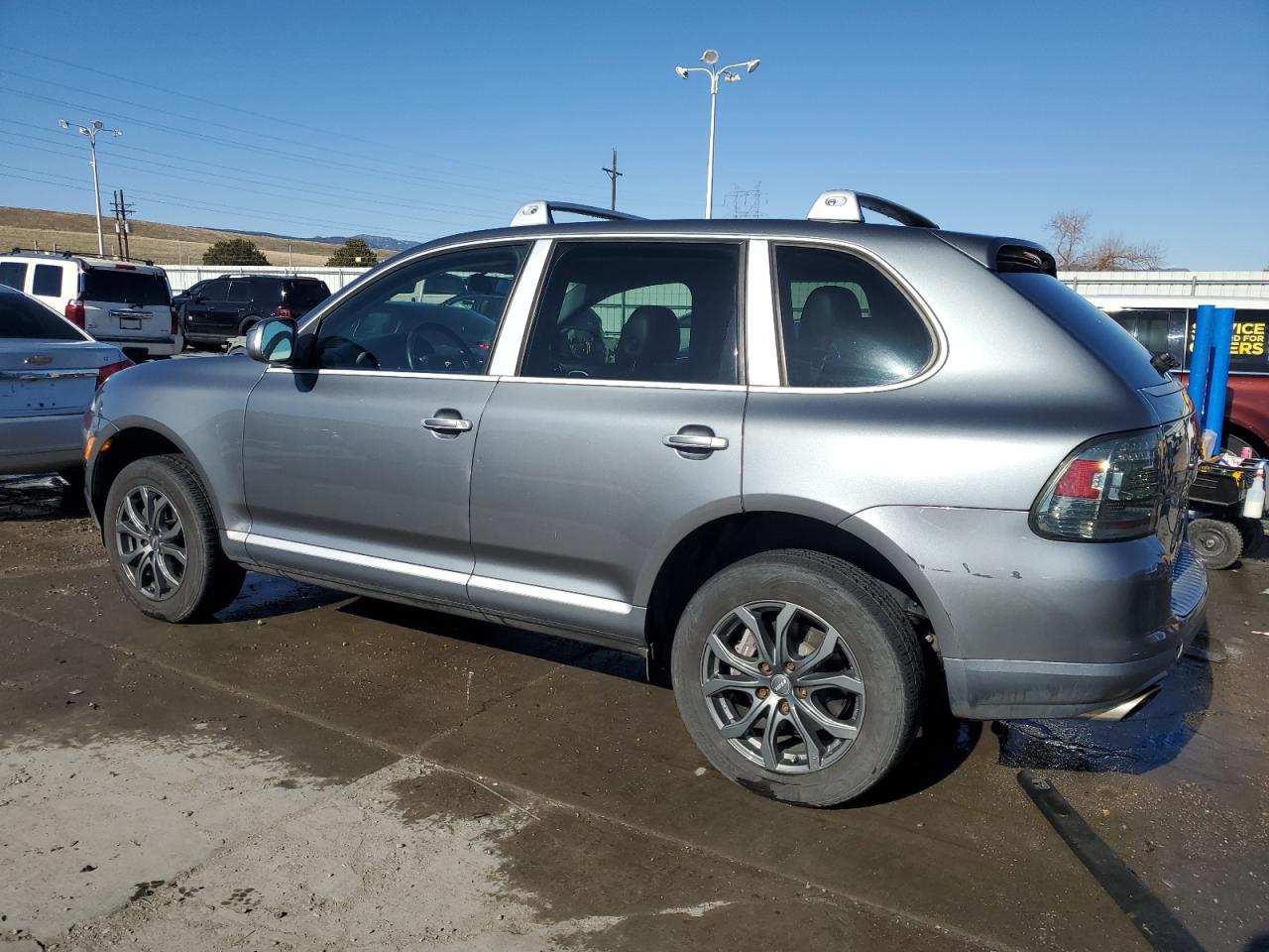 2005 Porsche Cayenne - Image 2
