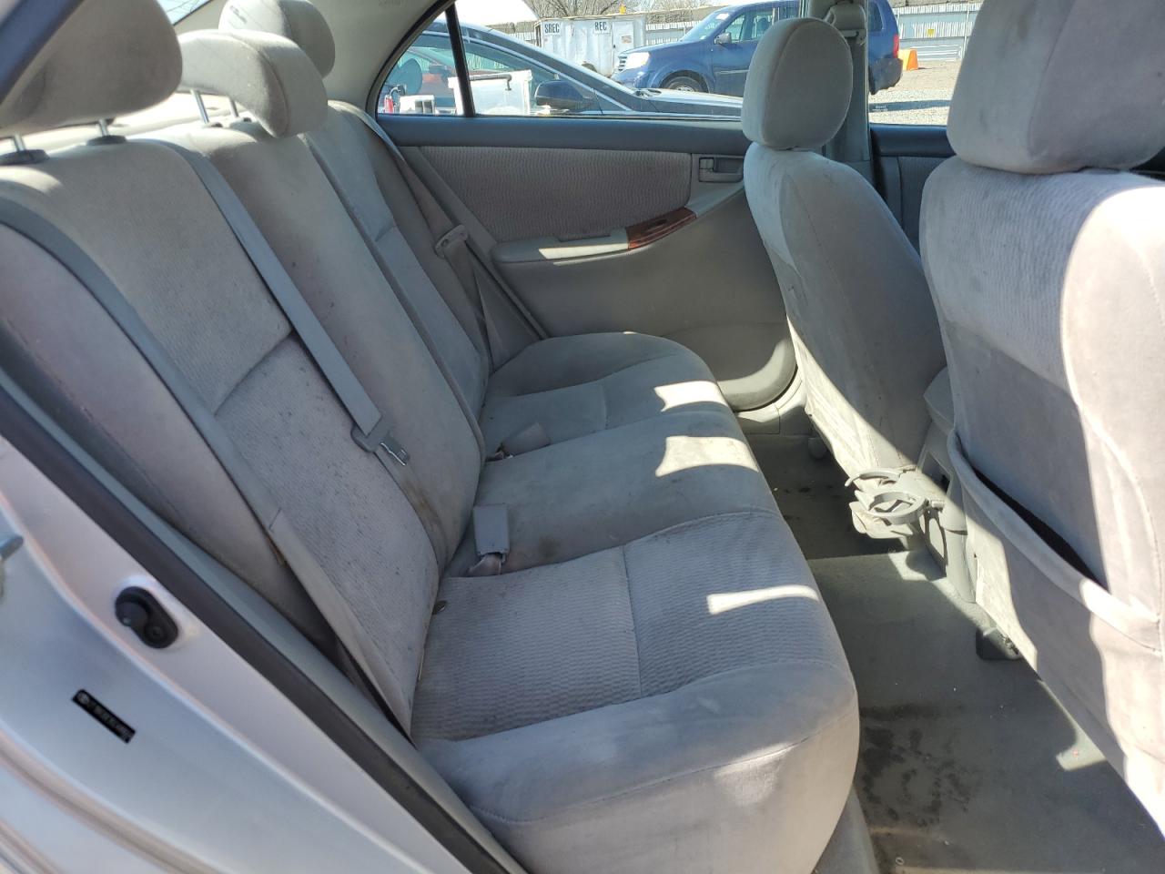 2005 Toyota Corolla - Image 10