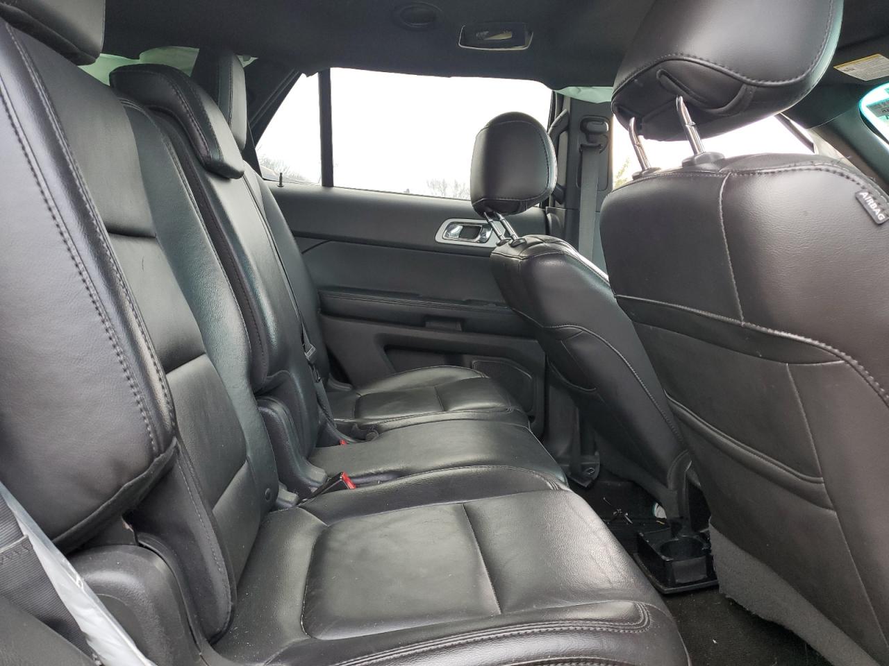 2014 Ford Explorer - Image 11