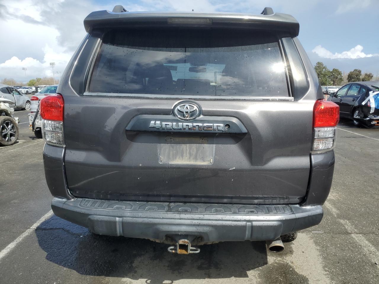 2010 Toyota 4Runner - Image 6