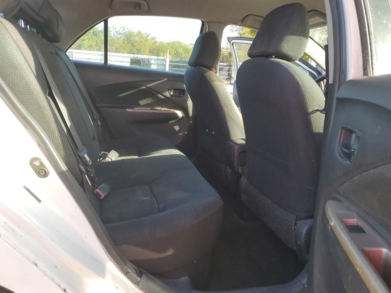 2009 Toyota Yaris - Image 10