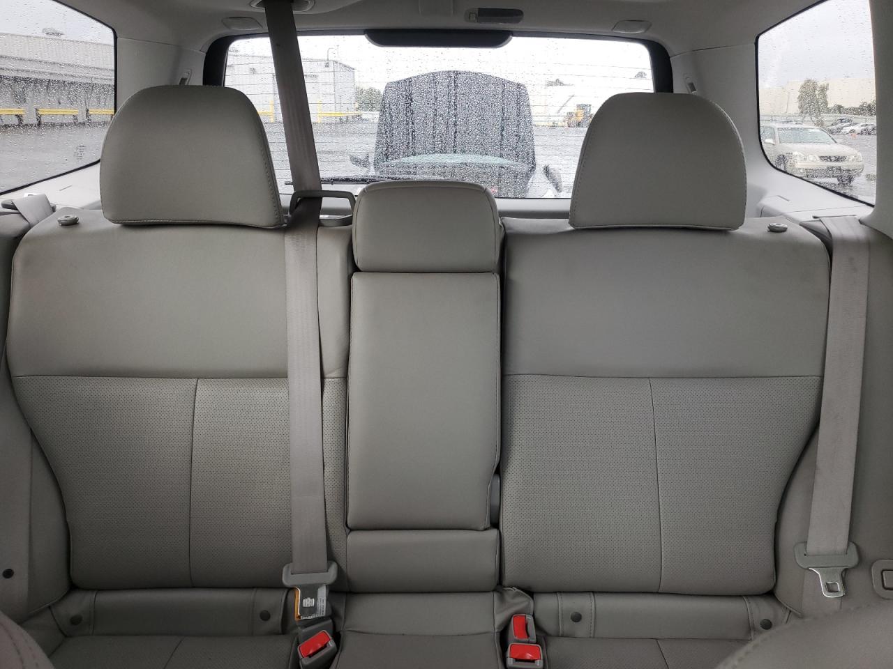 2013 Subaru Forester - Image 10