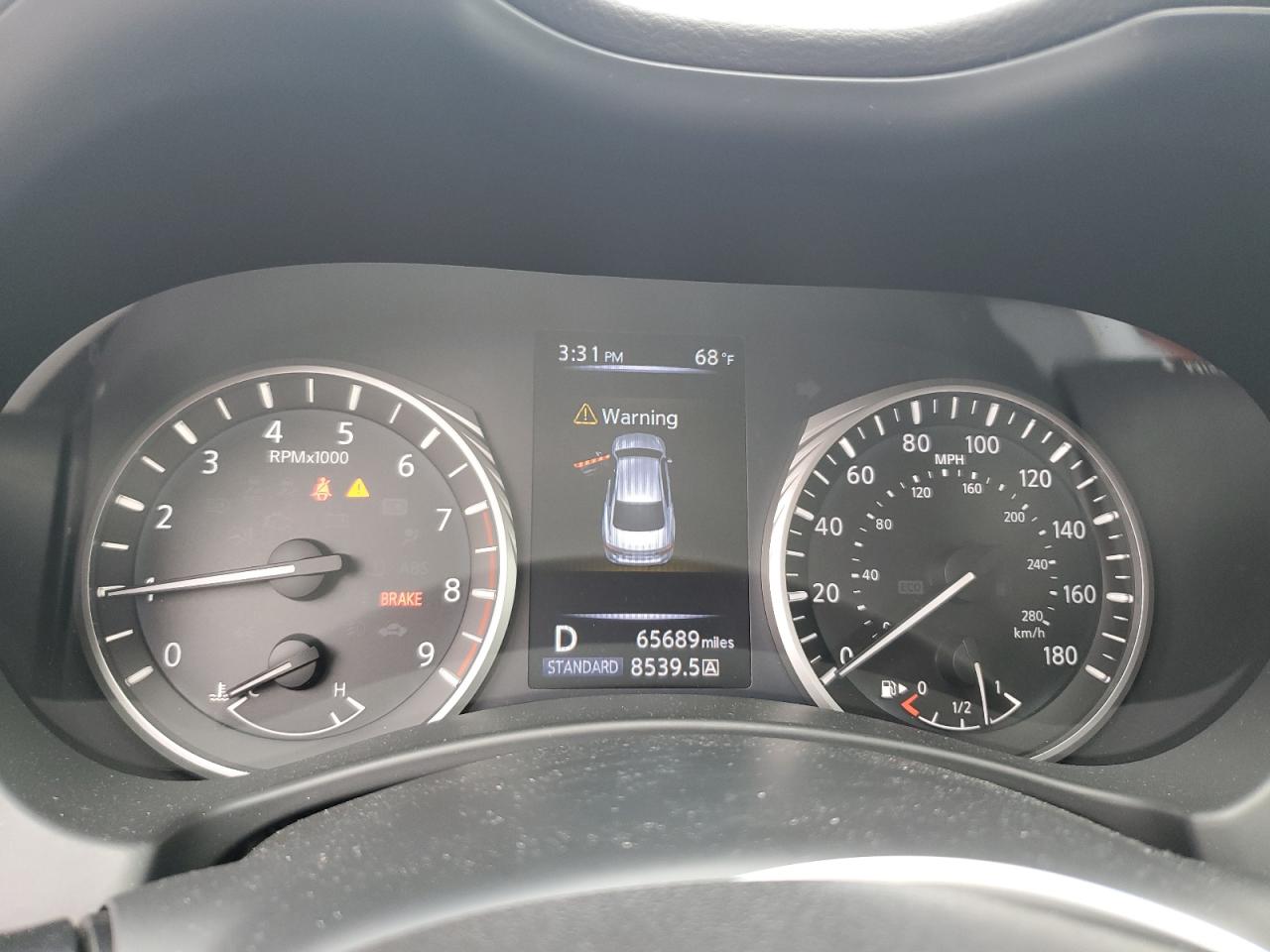 2018 Infiniti Q50 - Image 9