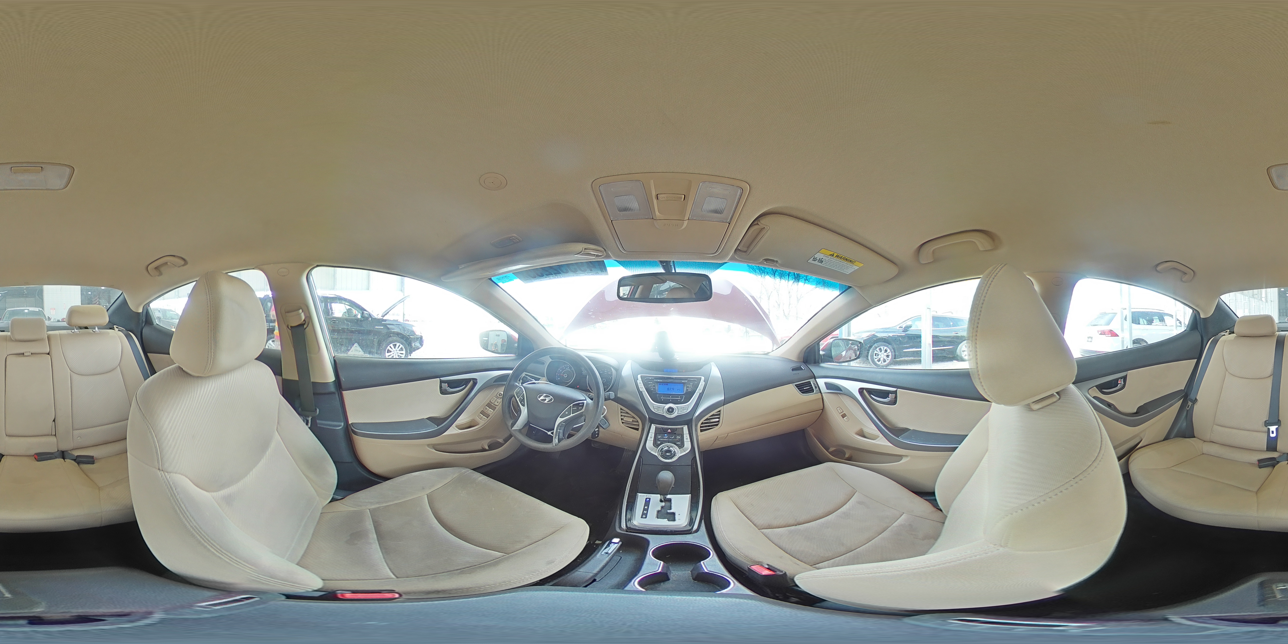 2012 Hyundai Elantra - Image 12