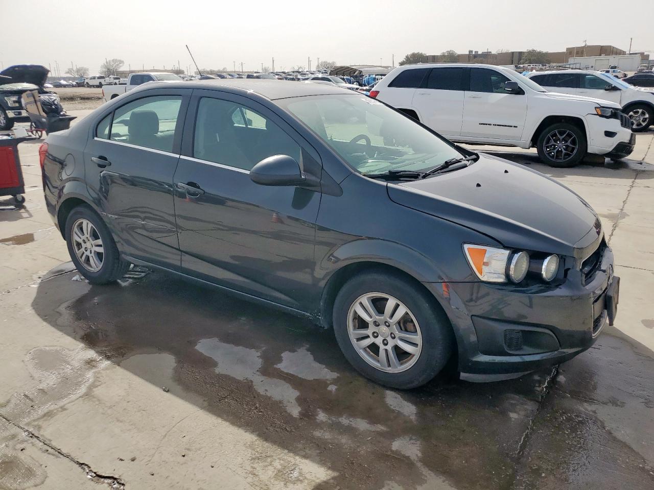 2015 Chevrolet Sonic - Image 4