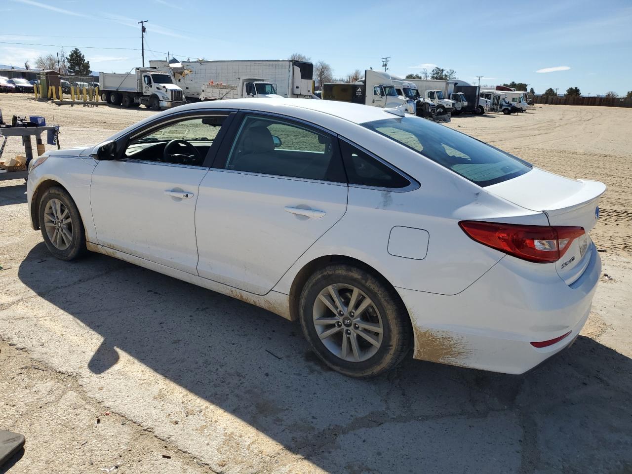 2016 Hyundai Sonata - Image 2
