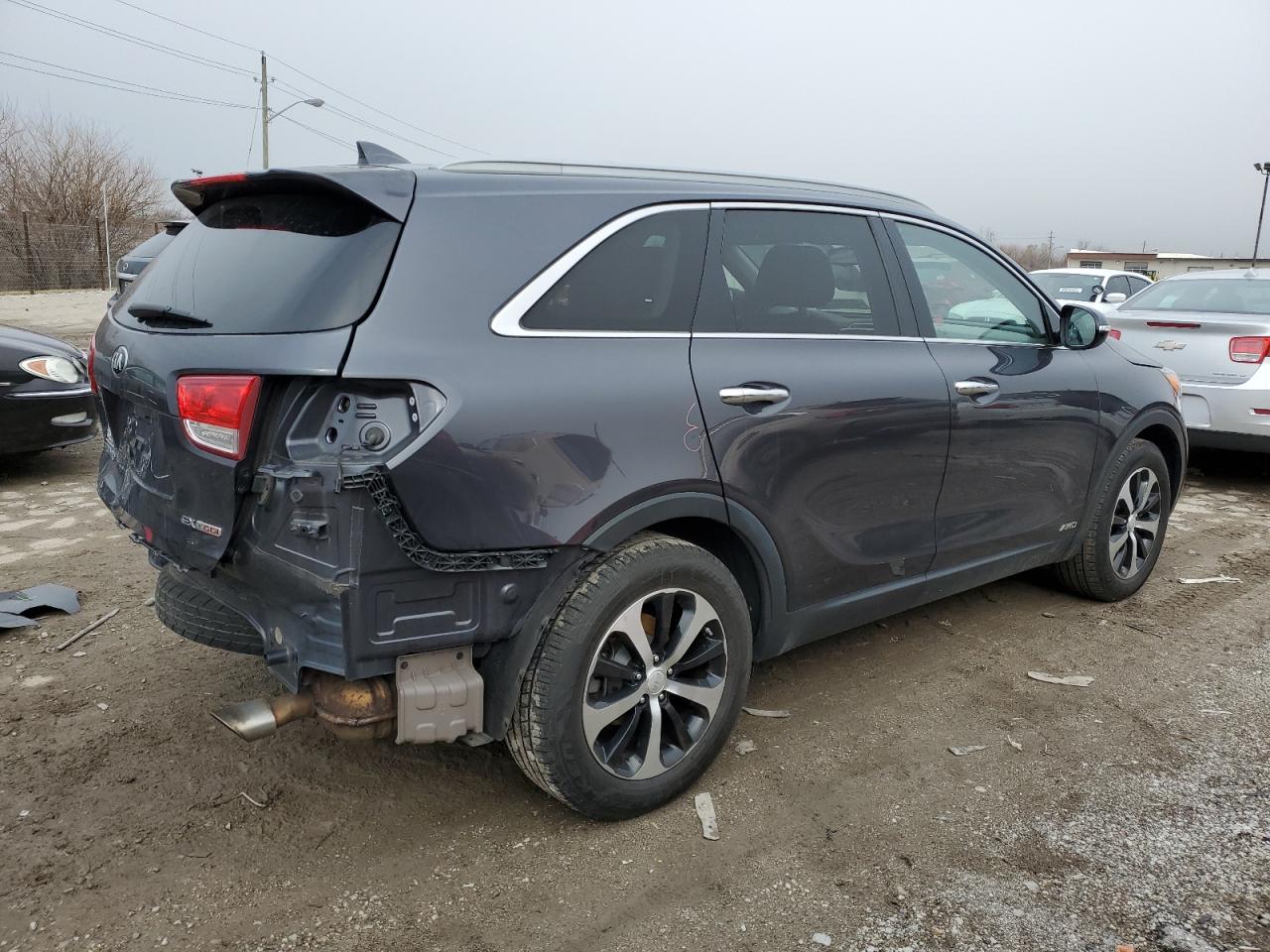 2016 Kia Sorento - Image 3