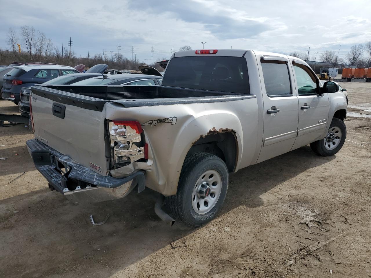 2009 GMC Sierra - Image 3