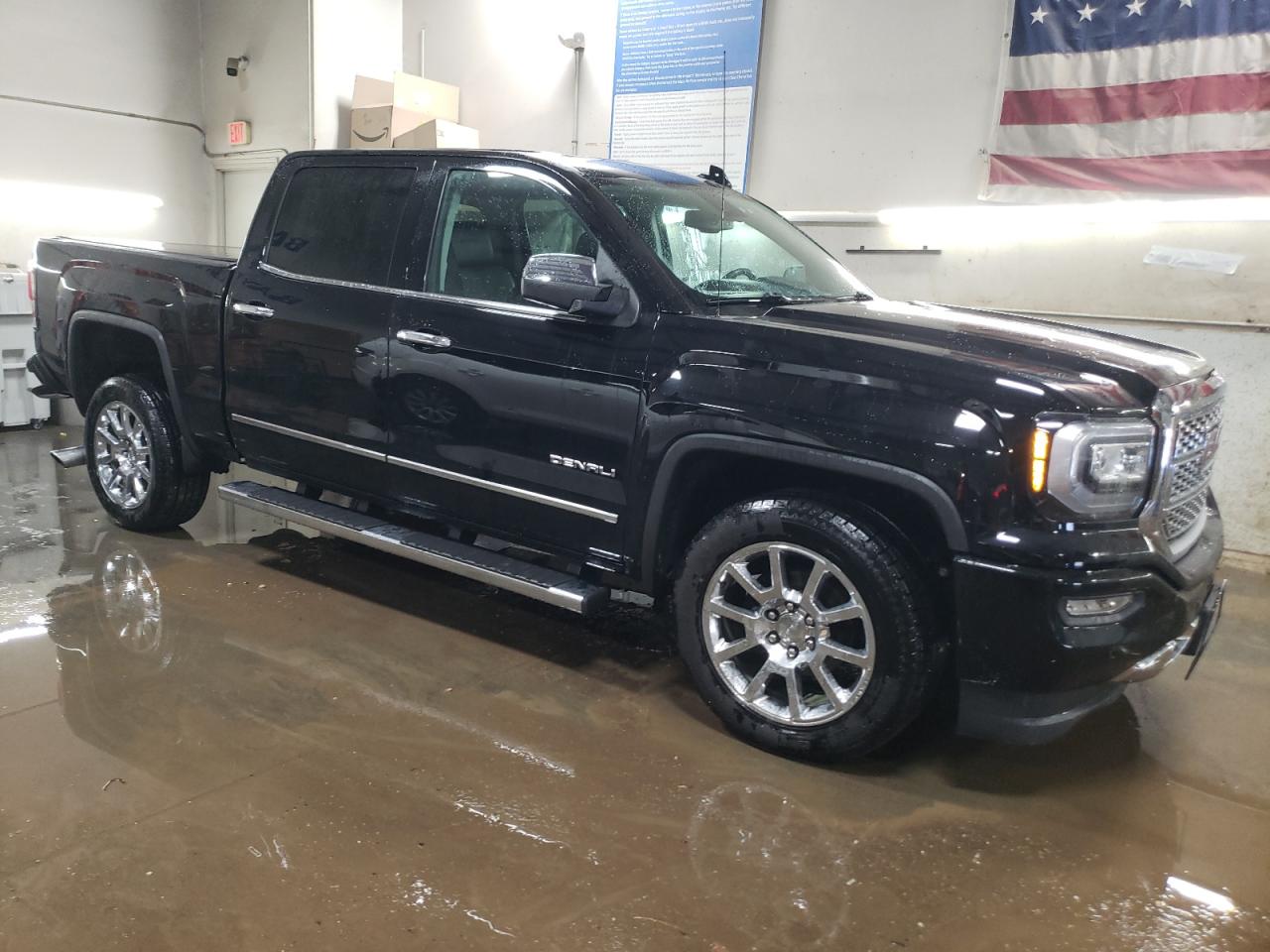 2017 GMC Sierra - Image 4