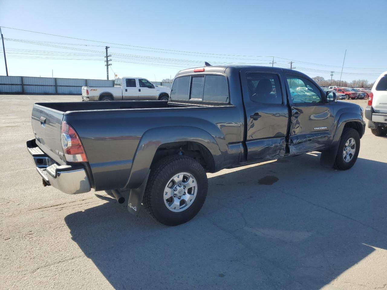 2012 Toyota Tacoma - Image 3